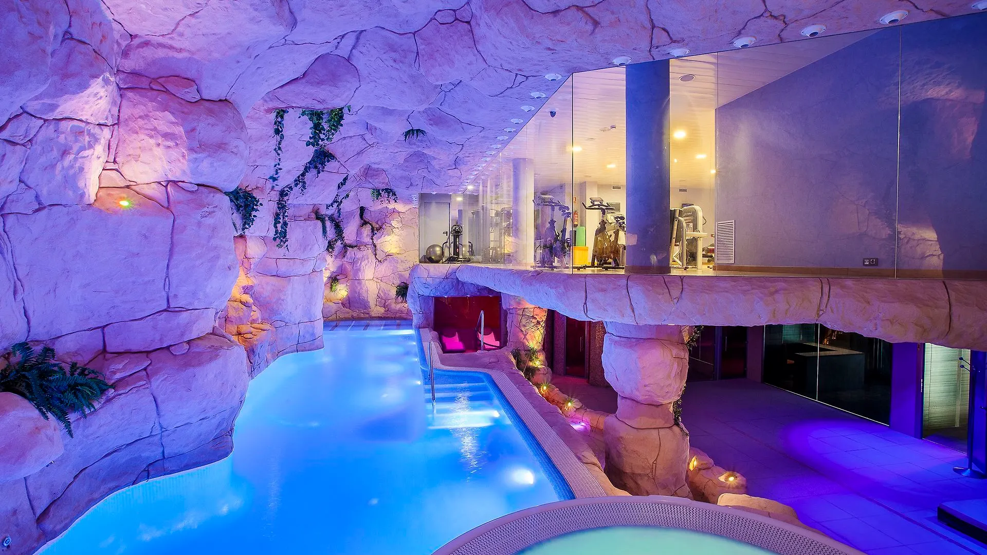 Hotel Beverly Park&Spa Blanes 4*,
